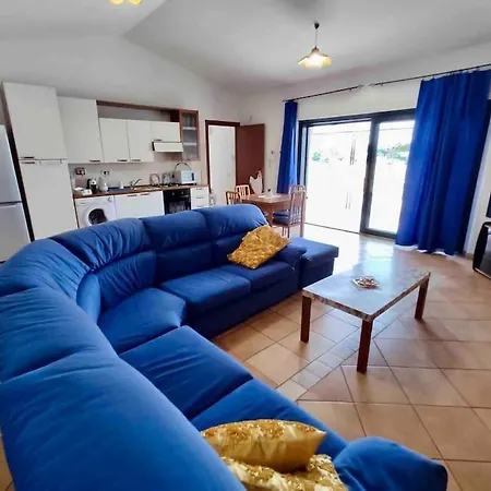Incantevole Attico Con Grande Terrazza Apartment *